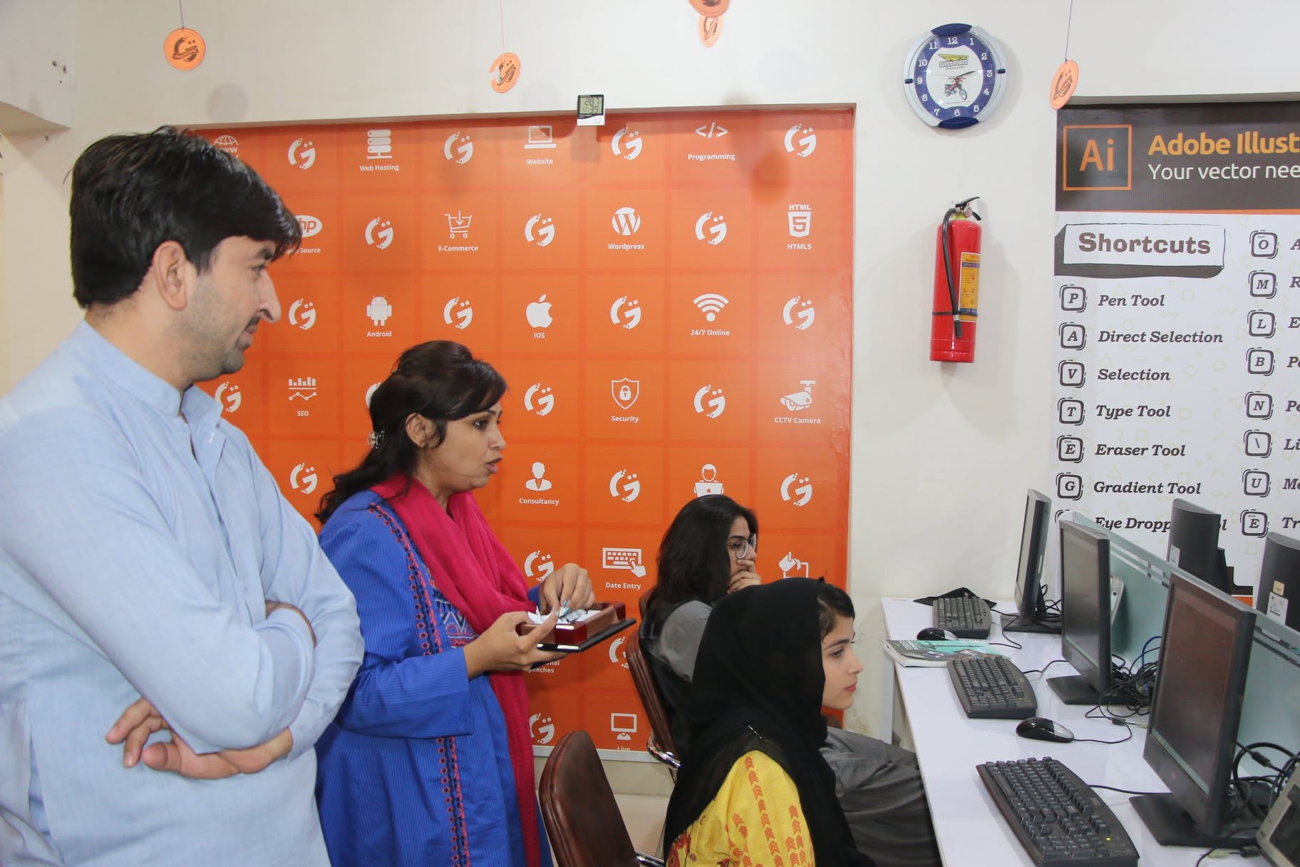 LOGO AND SOCIAL MEDIA POSTS DESIGNING COMPETITION