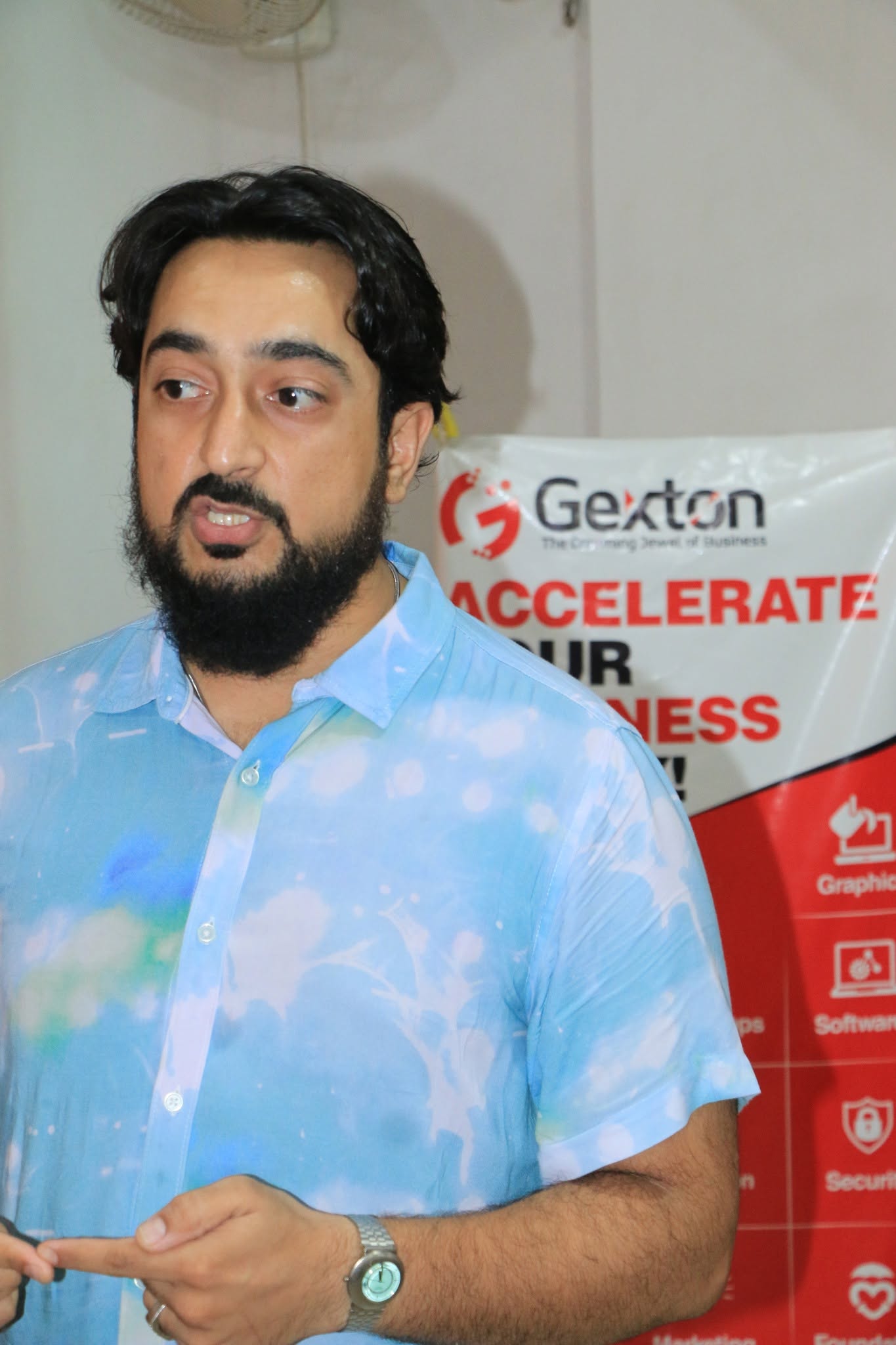 Cetificate Distribution & Panel Discussion